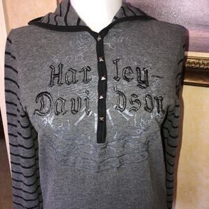 Harley Davidson Women’s Size Medium Hooded Pullover Soft Acrylic Fabric Biker